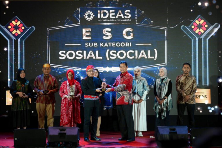 Program Parlemen Remaja Raih Penghargaan IDEAS 2025