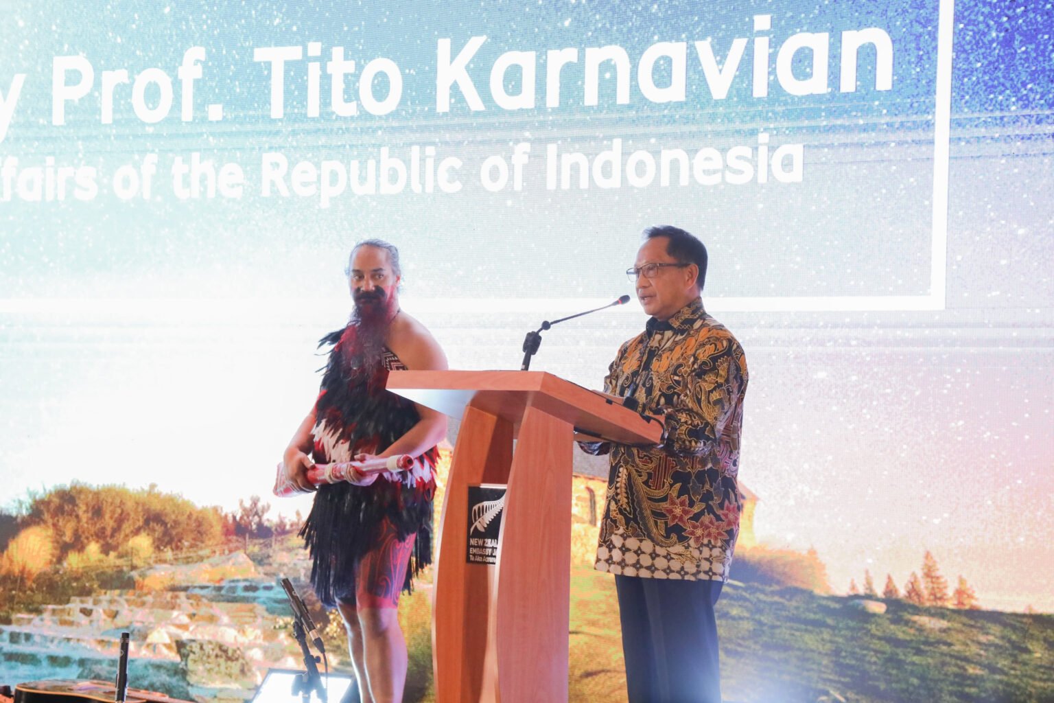 Mendagri Turun Langsung Evaluasi Sengketa 13 Pulau di Pesisir Selatan Jawa Timur