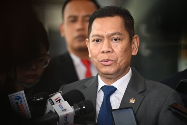 Golkar Nonaktifkan Wakil Ketua DPR Adies Kadir