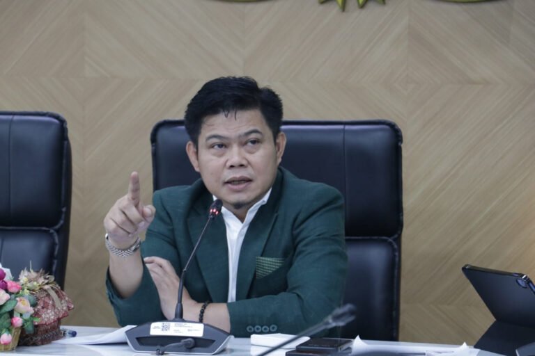 Tak Reaktif soal Pengibaran Bendera One Piece, Sikap Presiden Prabowo Dipuji