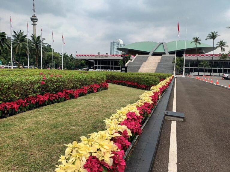Mahasiswa Urungkan Demo Lagi, DPR RI Tetap Aktif Bersidang