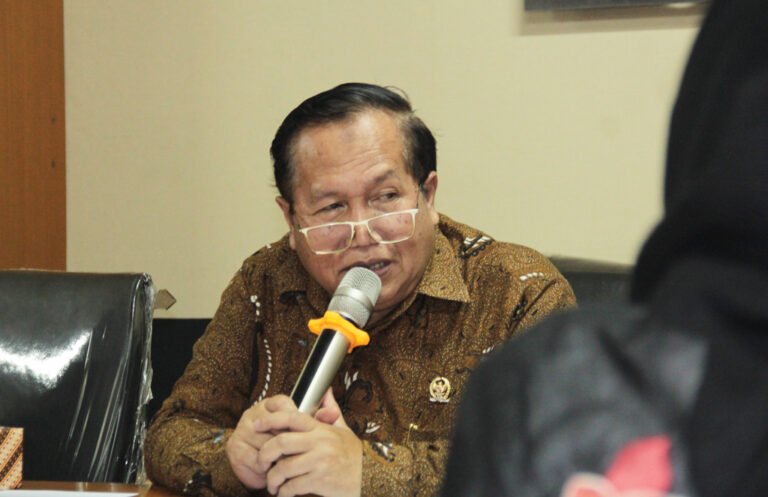 Senator Darmansyah Husein Dorong Hilirisasi Kelapa dan Lada di Bangka Belitung