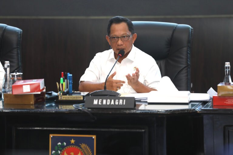 Mendagri Minta Pemda Segera Perbaiki Fasilitas Publik yang Rusak Akibat Tindakan Anarkistis