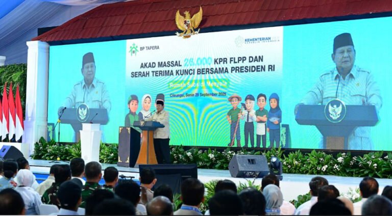 Prabowo Resmikan Akad Massal 26 Ribu Rumah Subsidi di Cileungsi, Bogor