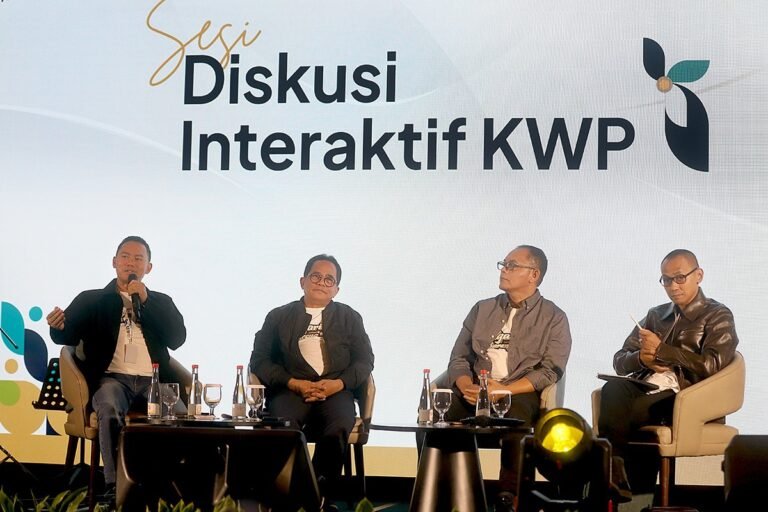 Sekjen DPR Indra Iskandar Paparkan Evaluasi Setahun dan Perkenalkan Pejabat Baru di Forum Akhir Tahun