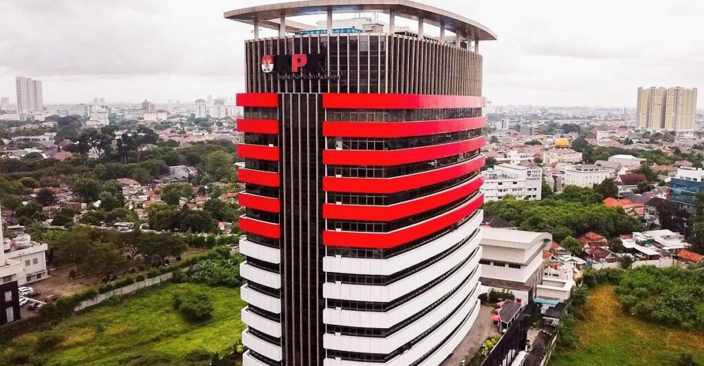 KPK Buka Peluang Periksa Menhut Raja Juli Antoni Soal Amplop dari Bupati Kuansing