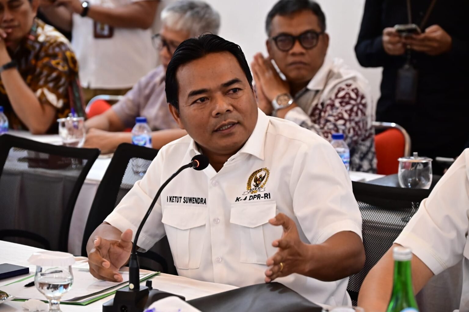 Komisi IV DPR: Nilai Karbon Jangan Berhenti di Pusat, Dana Harus Kembali untuk Jaga Hutan!