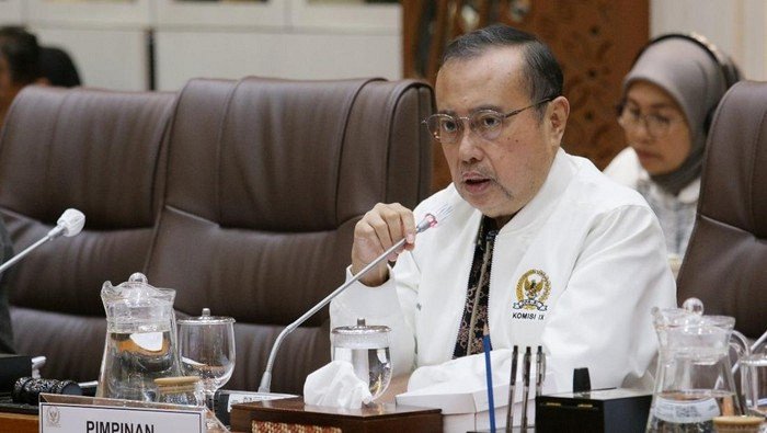 DPR Minta BGN Tak Lagi Beri Siswa SMA Program MBG, Cukup untuk Ibu Hamil Hingga Murid SMP