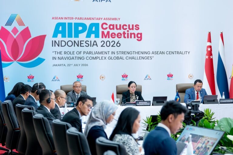 Parlemen Jembatan Aspirasi Rakyat Dan Kebijakan Kawasan ASEAN