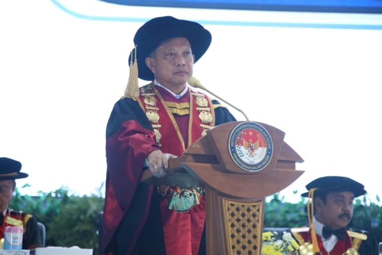 IPDN Mewisuda 1.404 Mahasiswa, Mendagri: Telah Lahir Ilmuwan di Bidang Pemerintahan