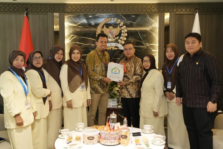 Waka DPR Sufmi Dasco Terima Aspirasi Guru TK se-Indonesia, Soroti Kesejahteraan dan Status Honorer