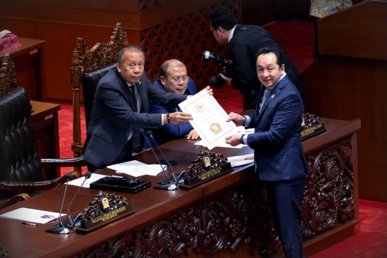 Fraksi-fraksi DPR Soroti Kualitas Belanja Negara dan Fiskal Berkelanjutan dalam APBN 2025