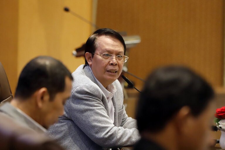Pengamat Minta DPR Perkuat Pengawasan untuk Dorong Pertumbuhan Ekonomi