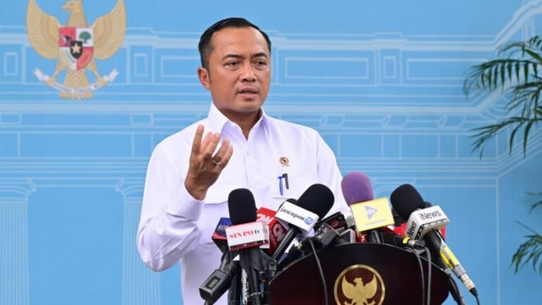 Antusiasme Mencapai Lebih Dari 128 Ribu Masyarakat ‘War’ Undangan Upacara HUT Ke-81 RI Di Istana