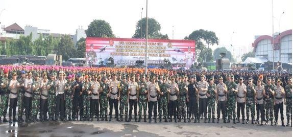 Gelar Apel Polda Metro Dan Kodam Jaya Kebangsaan Jaga Jakarta Di Monas Diikuti Ormas Dan Ojol