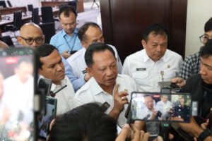 Mendagri : Infrastruktur Prioritas Evaluasi Penanganan Pasca Gempa Di Ende