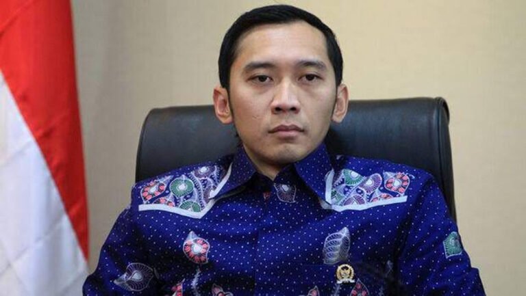 Ibas Dorong Investigasi Dugaan Kesengajaan Karhutla Kalimantan