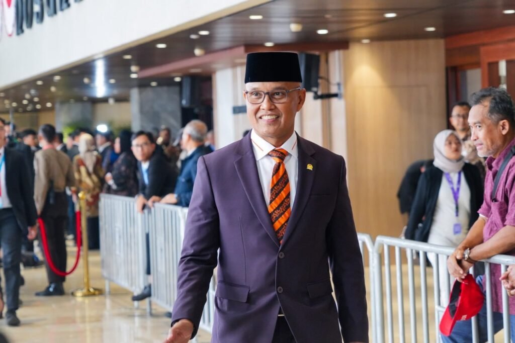 Komisi I DPR Dukung Tidak Adanya Larangan Hijab di Unhan dan Mendorong Konsistensi Penerapannya