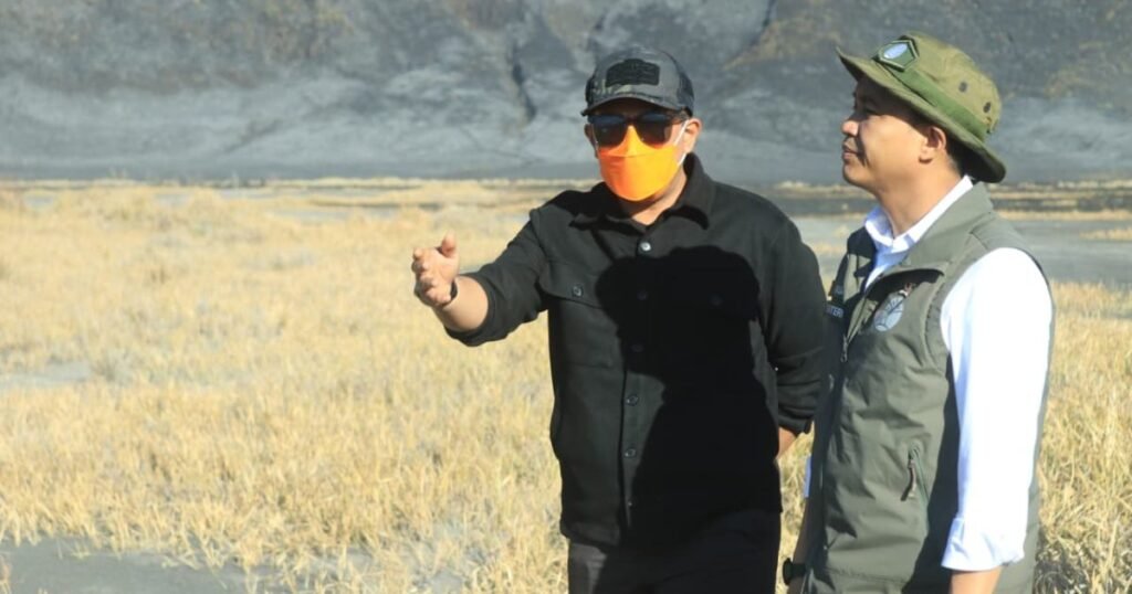Menhut : Pemerintah All Out Tangani Sampai Padam Kebakaran Di Bromo
