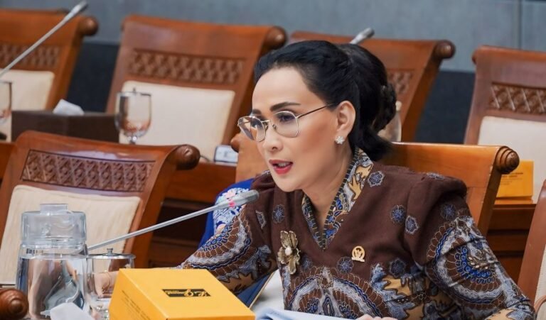 Amelia Mengajak Mahasiswa Dan Pelajar Lebih Kritis Menyikapi Informasi Di Media Sosial