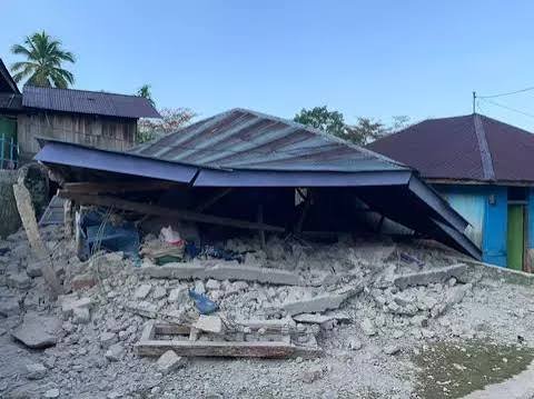 Gempa NTT 7,7 Magnitudo Akibatkan Kerusakan Bangunan Dan 2 Orang Meninggal