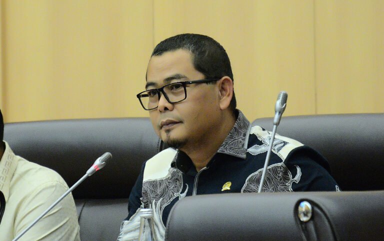 Anggota Komisi XII DPR RI Elpisina Dukung Keputusan Pemerintah Menghentikan Sistem Pembuangan Terbuka di Bantargebang