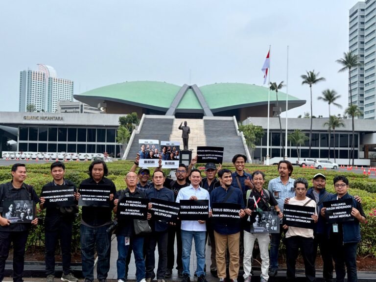 KWP Gelar Doa Bersama Bentuk Solidaritas untuk 5 Wartawan dan 3 ABK yang Hilang