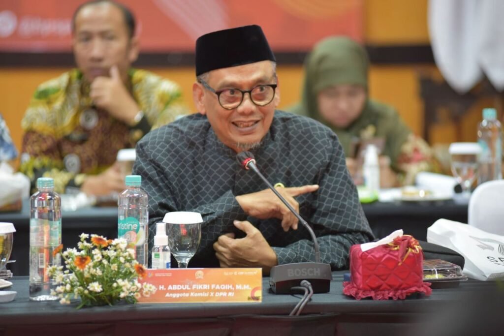 DPR Minta Program Pendidikan Gratis Juga Jangkau Sekolah Swasta