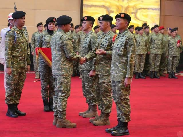 Panglima TNI Naikkan Pangkat 136 Prajurit Yang Bertugas Di Papua